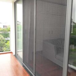 cửa chống côn trùng