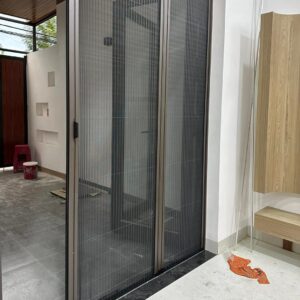 nha-vuon-cua-luoi-chong-muoi-dang-xep-vndh.