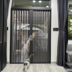 Cửa lưới chống côn trùng xếp lá nhôm