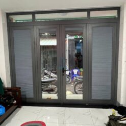 Rèm lắp trên kính hệ kéo dọc