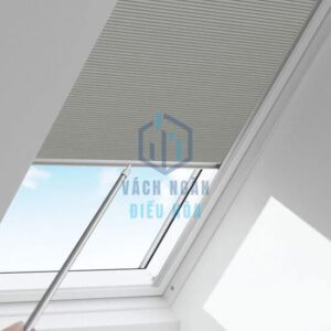 Rèm tổ ong che giếng trời