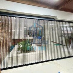 Vách ngăn nhựa trong suốt