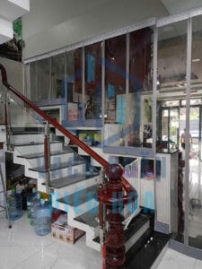 Rèm ngăn lạnh PVC trong suốt viền nam châm