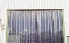 rem-nhua-ngan-lanh-kho-dong